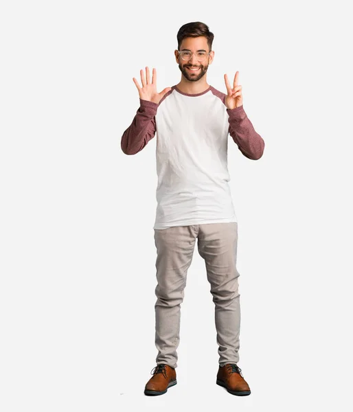 Young Handsome Man Showing Number Seven — Stock Photo, Image