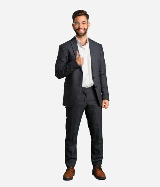 Joven Hombre Negocios Guapo Sonriendo Levantando Pulgar Hacia Arriba — Foto de Stock