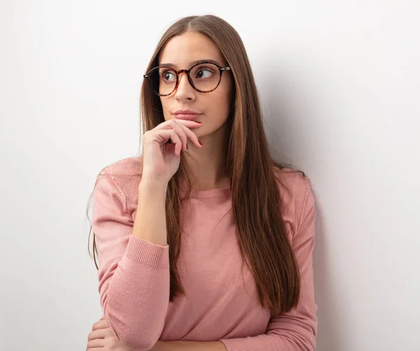 Jovem Mulher Bonito Duvidando Confuso — Fotografia de Stock