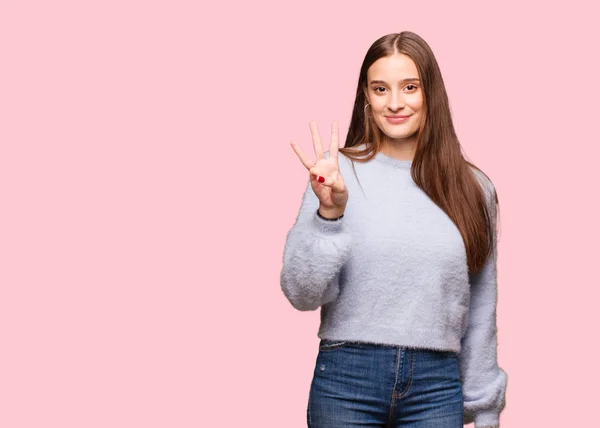 Mladá Žena Kavkazský Zobrazující Číslo Tři — Stock fotografie