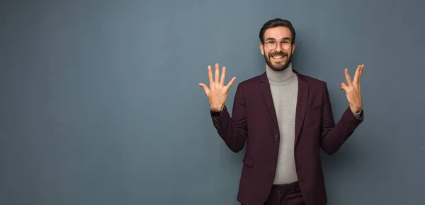 Geschäftsmann Mit Der Nummer Acht — Stockfoto