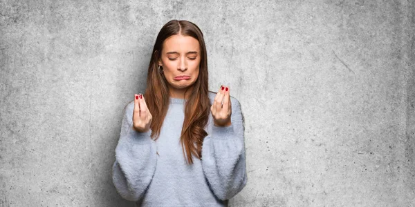 Jonge Kaukasische Vrouw Doen Een Gebaar Van Behoefte — Stockfoto