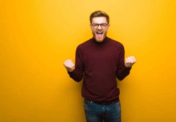 Young Smart Man Surprised Shocked — Stock Photo, Image