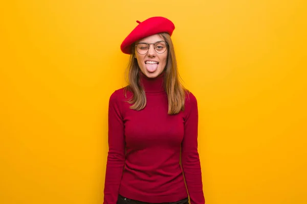 Young French Artist Woman Funnny Friendly Showing Tongue — Stock Photo, Image