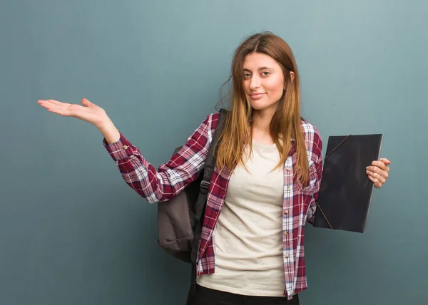 Mladý Student Ruský Žena Zmatený Pochybný — Stock fotografie