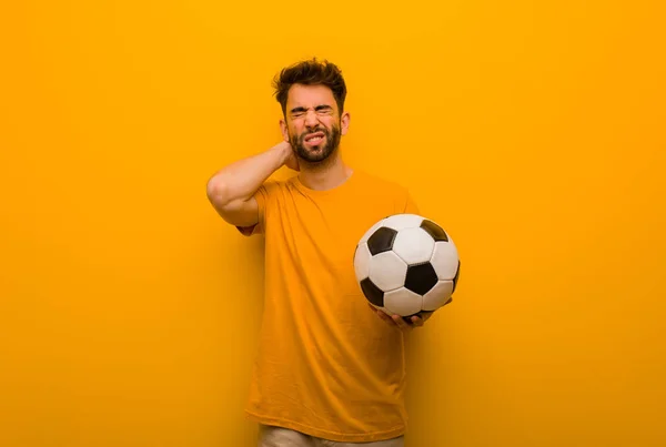 Jovem Jogador Futebol Homem Sofrendo Dor Pescoço — Fotografia de Stock