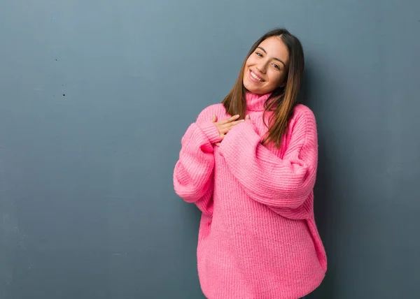 Young Modern Woman Doing Romantic Gesture — Stock Photo, Image