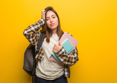 Genç öğrenci kadın yorgun ve çok uykulu