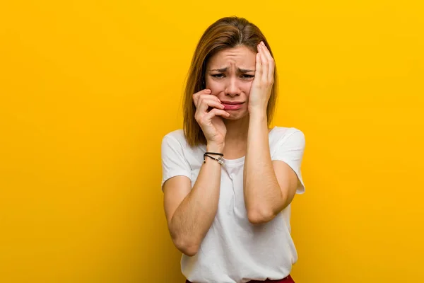 Young Natural Caucasian Woman Whining Crying Disconsolately — Stockfoto