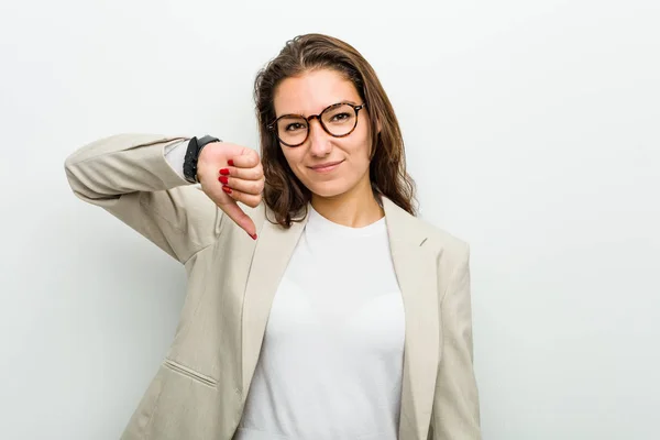 Young European Business Woman Showing Dislike Gesture Thumbs Disagreement Concept — 스톡 사진