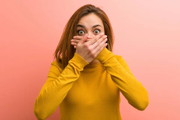 Young Pretty Young Woman Shocked Covering Mouth Hands — 스톡 사진