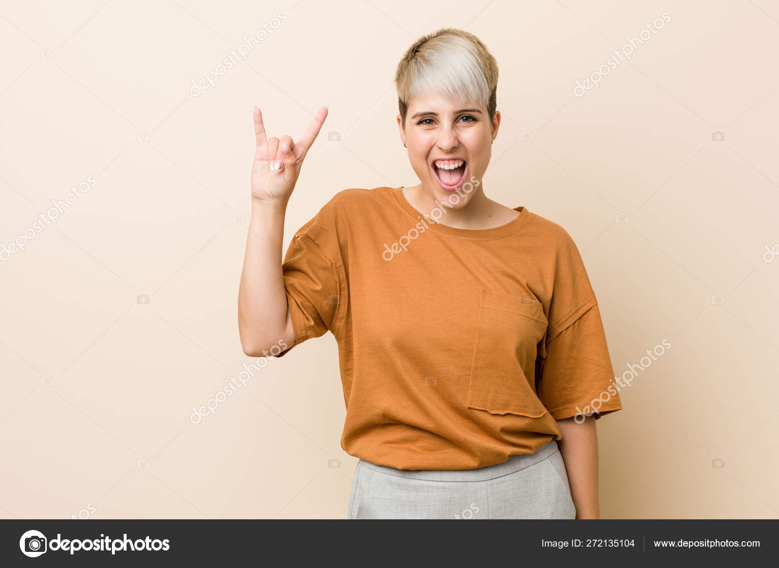 Plus Size Women With Short Hair Young Size Woman Short Hair
