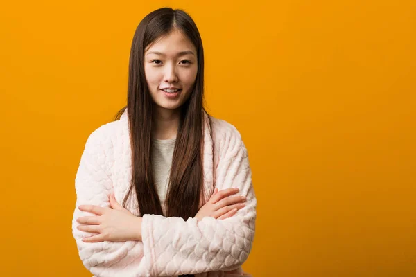 Young Chinese Woman Pajama Who Feels Confident Crossing Arms Determination — Stock Photo, Image