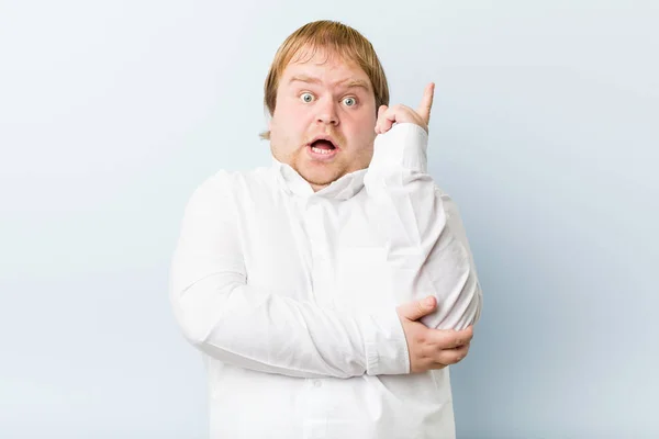 Young Authentic Redhead Fat Man Having Some Great Idea Concept — Stock Photo, Image