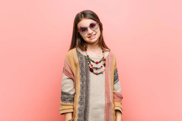 Pequena Menina Hippie Feliz Sorridente Alegre — Fotografia de Stock