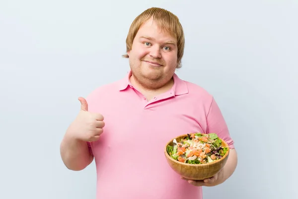 Caucasian Crazy Blond Fat Man Holding Salad Bowl — Stock Photo, Image