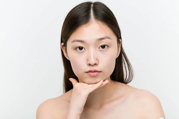 Nahaufnahme Einer Jungen Schönen Und Natürlichen Asiatischen Frau — Stockfoto