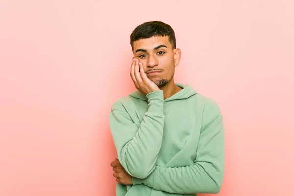 Joven Deportista Hispano Que Está Aburrido Fatigado Necesita Día Relax —  Fotos de Stock