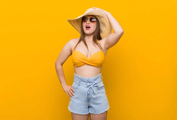 Young Caucasian Woman Wearing Straw Hat Summer Look Tired Very — Stock Photo, Image