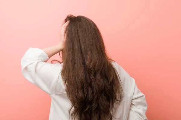 Young Caucasian Curvy Woman Standing Backward Position Pink Background — Stock Photo, Image