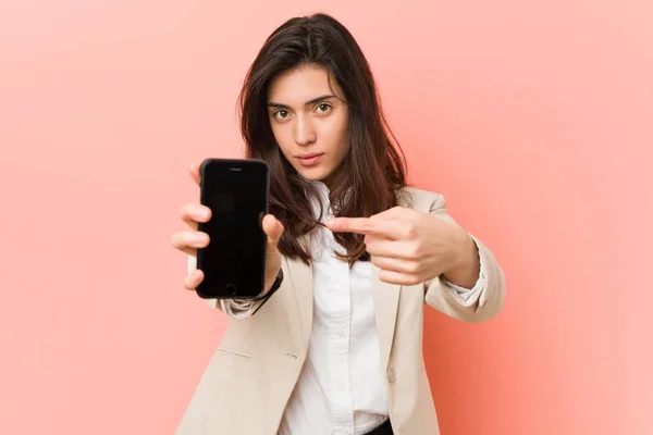 Jeune Femme Caucasienne Parlant Téléphone — Photo