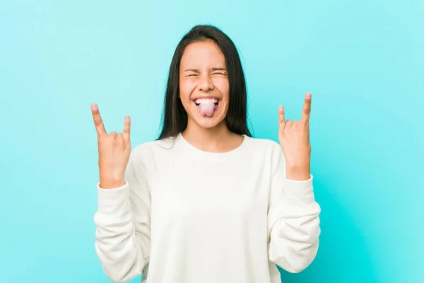 Young Pretty Hispanic Woman Showing Rock Gesture Fingers — Stock Photo, Image