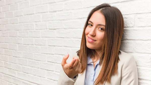 Young Business Woman Inviting Come — Stock Photo, Image