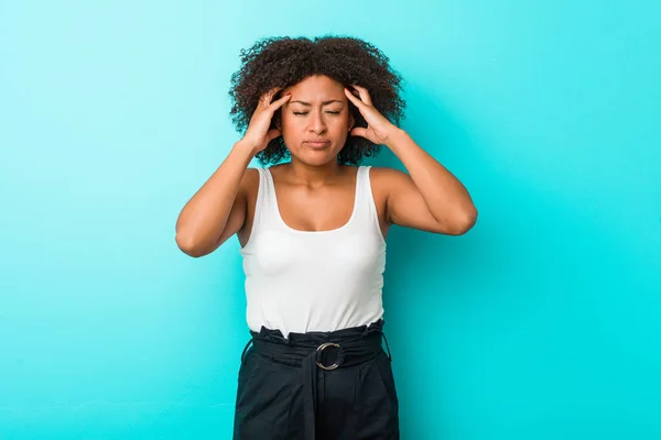 Jong Afrikaans Amerikaans Vrouw Aanraken Tempels Het Hebben Van Hoofdpijn — Stockfoto