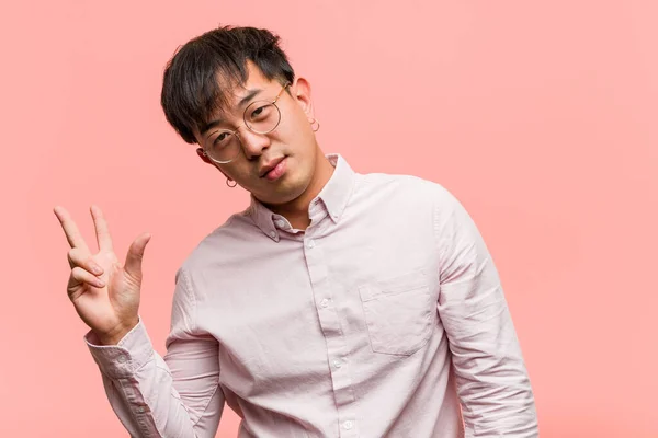 Young Chinese Man Doing Gesture Victory — Stock Photo, Image