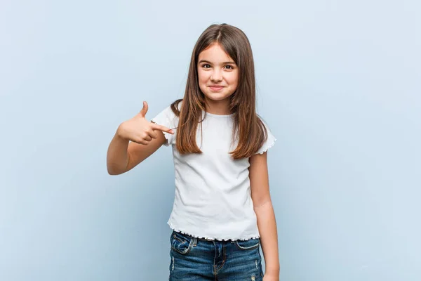 Cute Girl Person Pointing Hand Shirt Copy Space Proud Confident — Stock Photo, Image