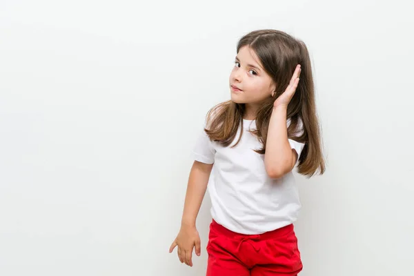 Menina Caucasiana Tentando Ouvir Uma Fofoca — Fotografia de Stock