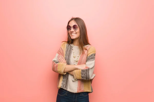 Young Hippie Woman Pink Background Smiling Confident Crossing Arms Looking — Stock Photo, Image