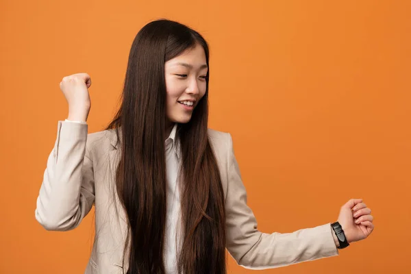 Young Business Chinese Woman Dancing Having Fun — Stock Photo, Image