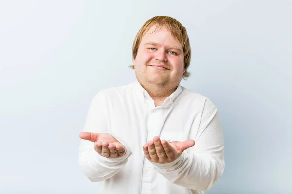 Young Authentic Redhead Fat Man Holding Something Palms Offering Camera — Stock Photo, Image