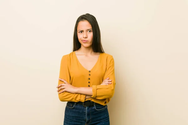 Young Hispanic Woman Beige Background Unhappy Looking Camera Sarcastic Expression — Stock Photo, Image