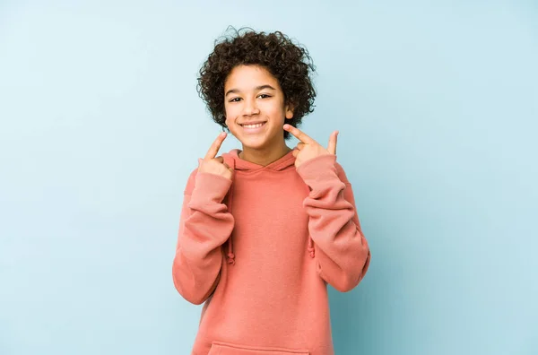 African American Little Boy Isolated Smiles Pointing Fingers Mouth — Stock Photo, Image