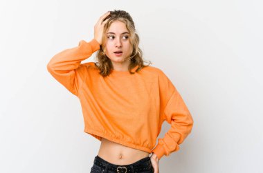 Beyaz atlı genç beyaz kadın şoka uğruyor, önemli bir toplantıyı hatırladı..