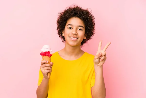 Kid Boy Holding Ice Cream Isolated Showing Number Two Fingers — Stock Photo, Image