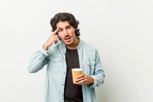 Joven Hombre Fresco Bebiendo Café Mostrando Gesto Decepción Con Dedo — Foto de Stock