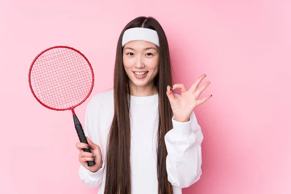 Young Chinese Woman Playing Badminton Isolated Cheerful Confident Showing Gesture — Stock Photo, Image