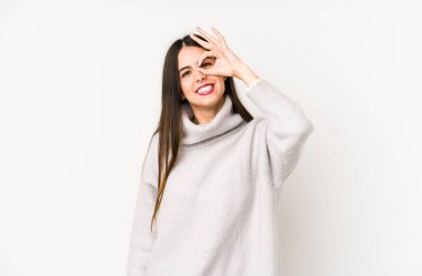 Beyaz bir arka planda izole edilmiş beyaz bir kadın heyecanlı..