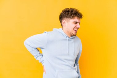  Sırt ağrısı çekiyor..