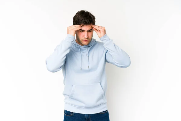 Jeune Homme Isolé Sur Fond Blanc Touchant Les Tempes Ayant — Photo