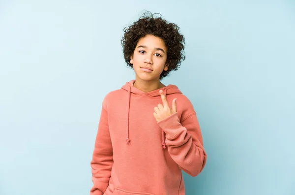 African American Little Boy Isolated Pointing Finger You Inviting Come — Stock Photo, Image