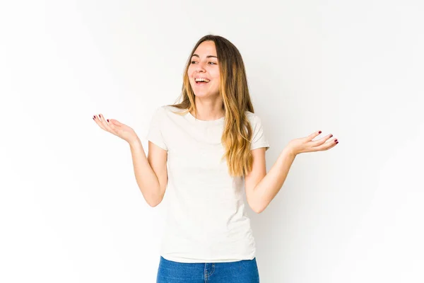 Joven Mujer Caucásica Aislada Sobre Fondo Blanco Alegre Riendo Mucho —  Fotos de Stock