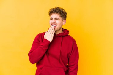  Esnemek yorucu bir jest göstergesidir..