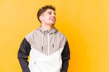  Amaçlara ve amaçlara ulaşmayı hayal etmek