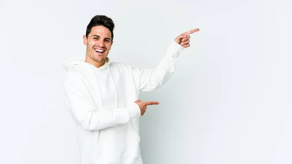 Beyaz Arka Planda Izole Edilmiş Genç Beyaz Bir Adam Işaret — Stok fotoğraf