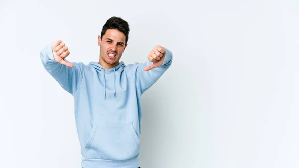 Joven Hombre Caucásico Aislado Sobre Fondo Blanco Mostrando Pulgar Hacia — Foto de Stock