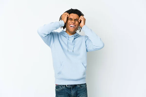 Jovem Africano Americano Rasta Homem Chorando Infeliz Com Algo Agonia — Fotografia de Stock